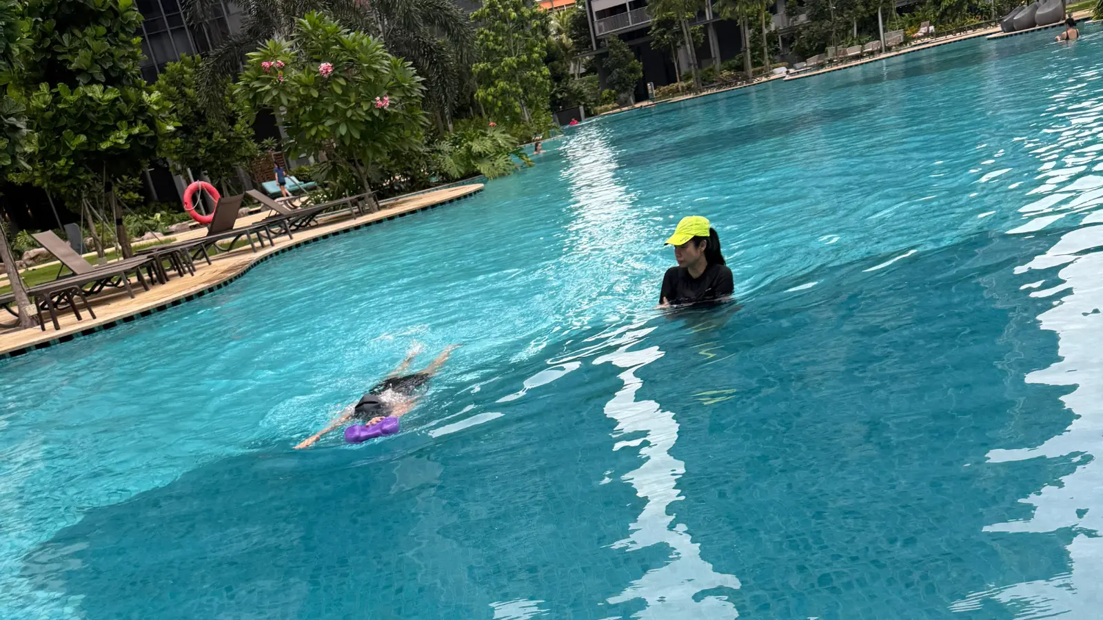 /blog/how-to-keep-kids-engaged-in-swim-lessons