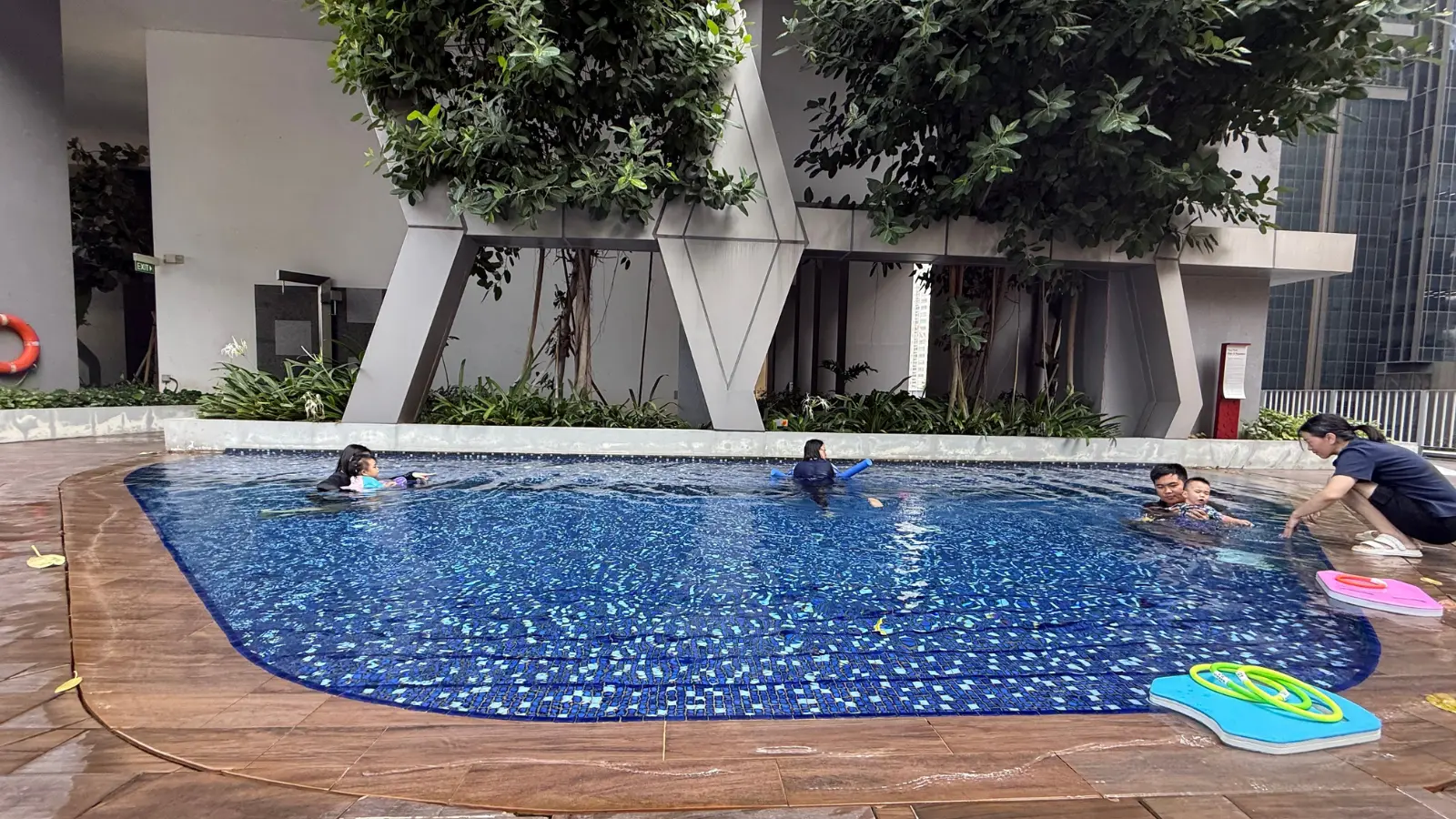 Creating a Positive Swim Mindset in Kids