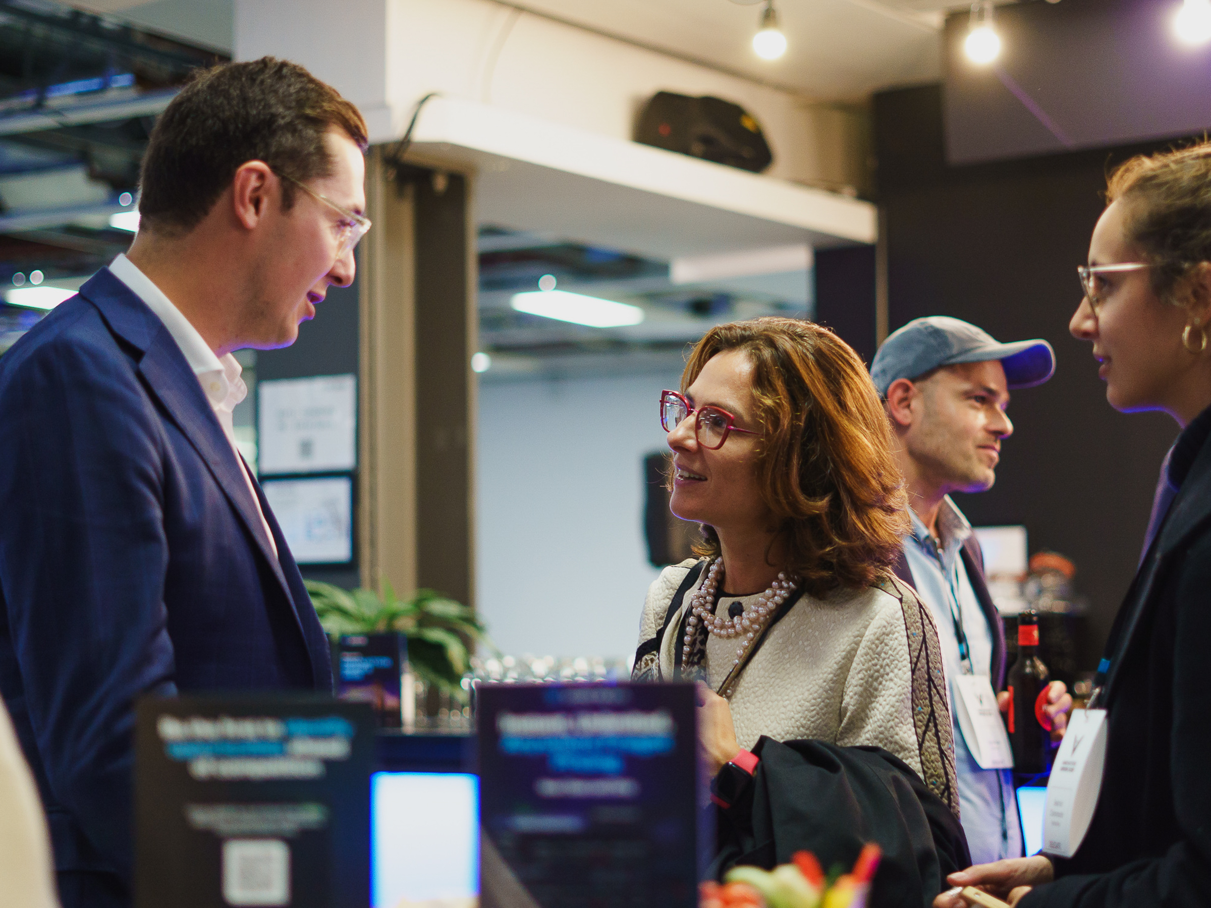 Unlock Market Clarity: How Vortexa's Expert Support Teams Drive Your Success