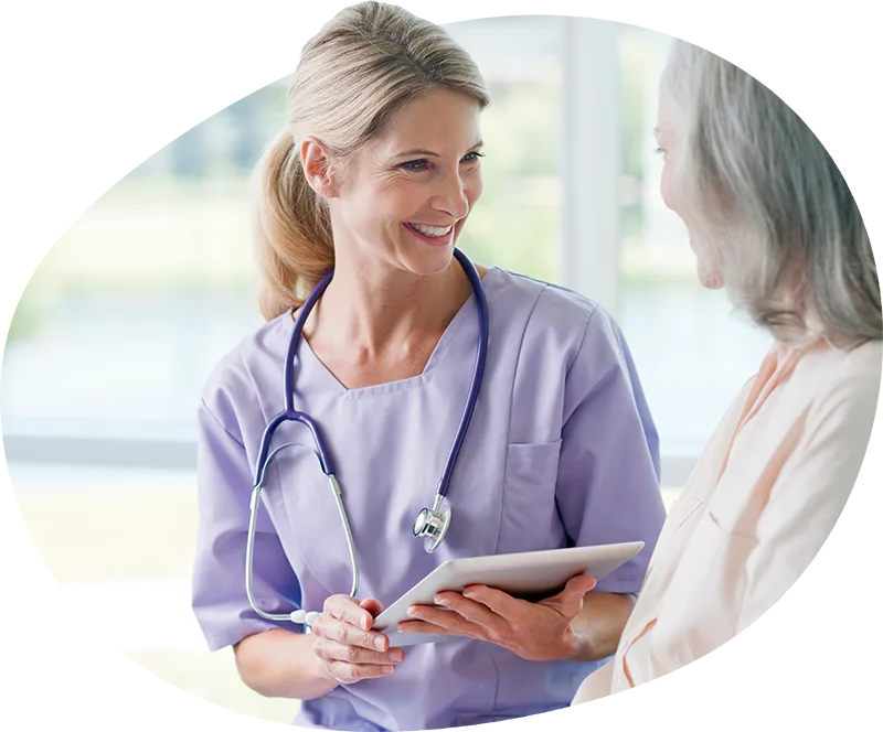 A female doctor speaking to a patient