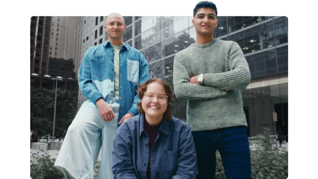 Colin, Sophia and Adil, les boursiers du programme de bourses d’études TELUS.