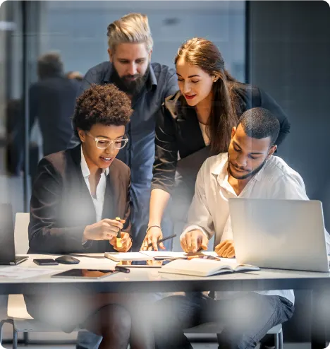 TELUS Cybersecurity experts simulate threat detection in a tabletop exercise.