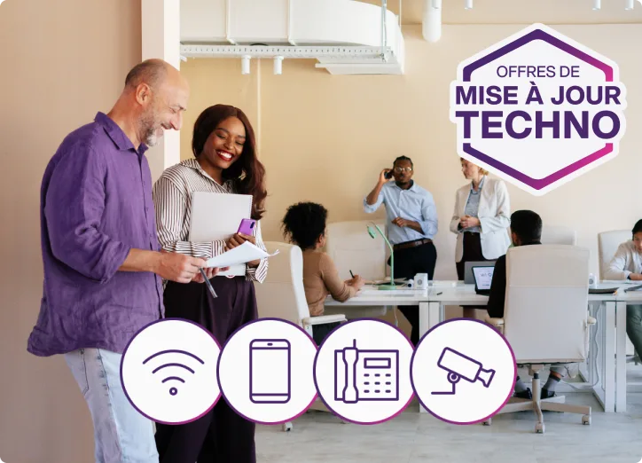 Propriétaire d’entreprise au portable; icônes violettes pour Wi-Fi, mobilité, téléphonie et sécurité, offres groupées. Accompagnées d'un macaron « Offres de mise à niveau tech ».