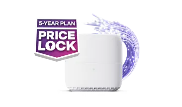 A TELUS modem next to the 5-Year Plan Price Lock badge.