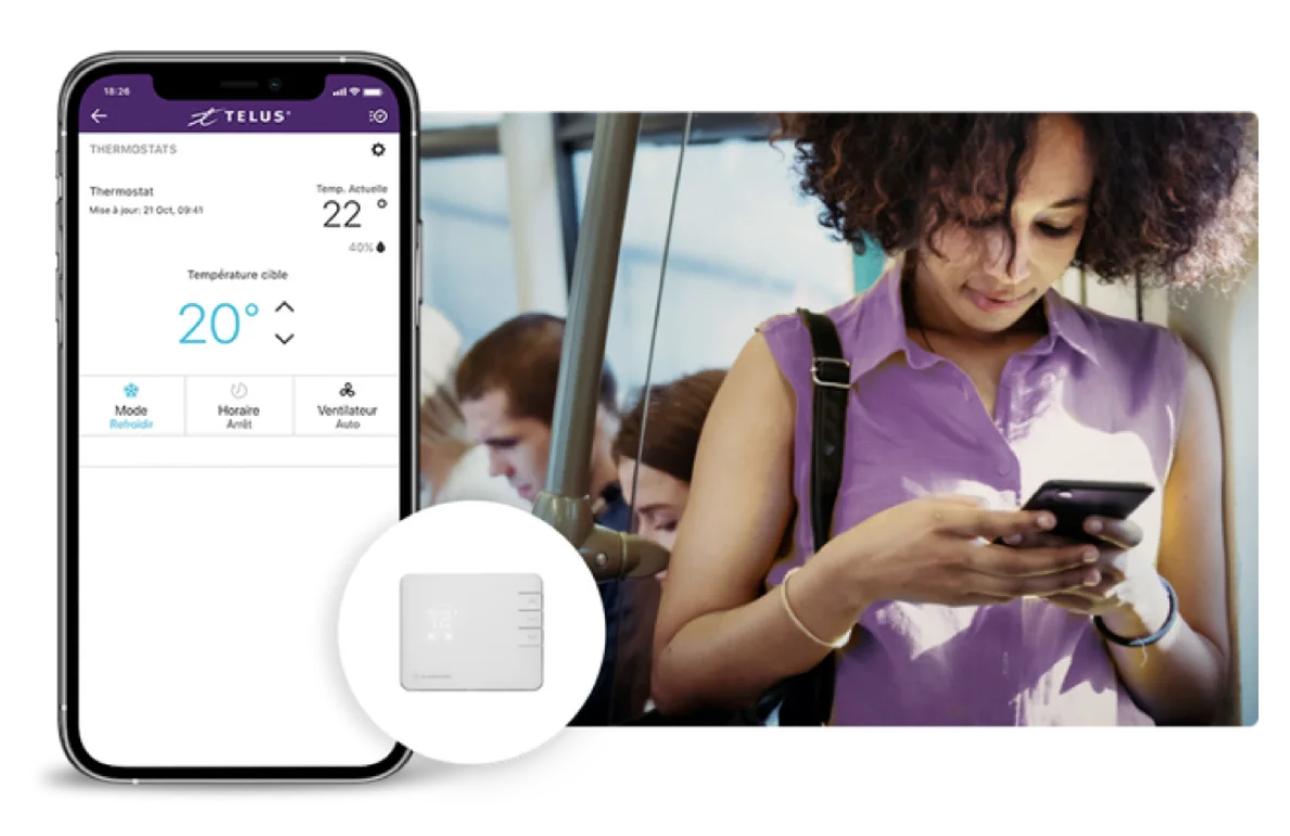 Une femme utilise un téléphone intelligent à côté d’un écran de téléphone qui affiche l’option de contrôle de la température sur l’application Maison connectée.