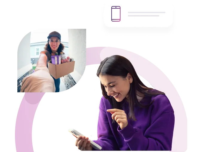 Image provenant d’une sonnette vidéo et femme la regardant à partir de son téléphone.