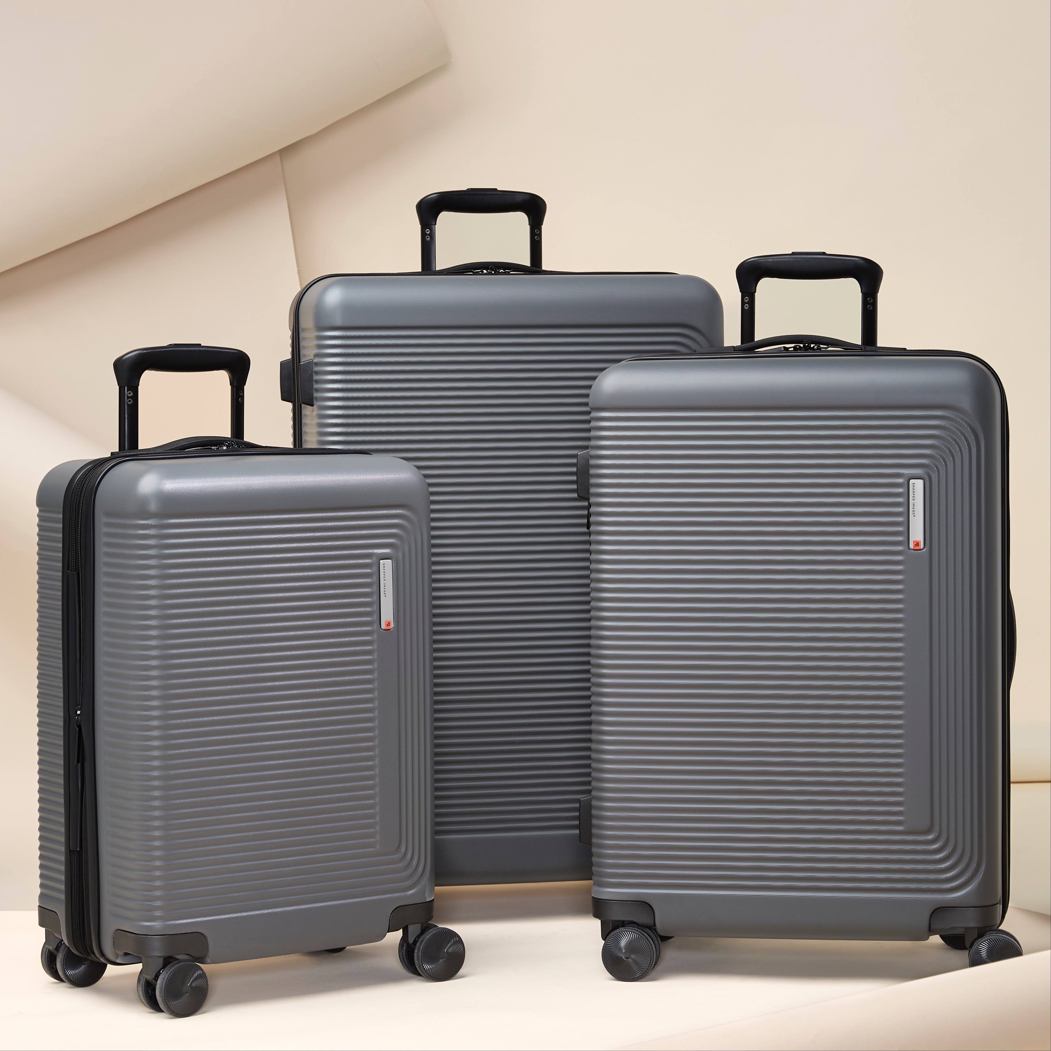 Sharper Image Journey spinner luggage