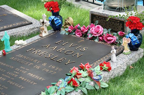 Blog image for Six of the world’s most visited gravesides