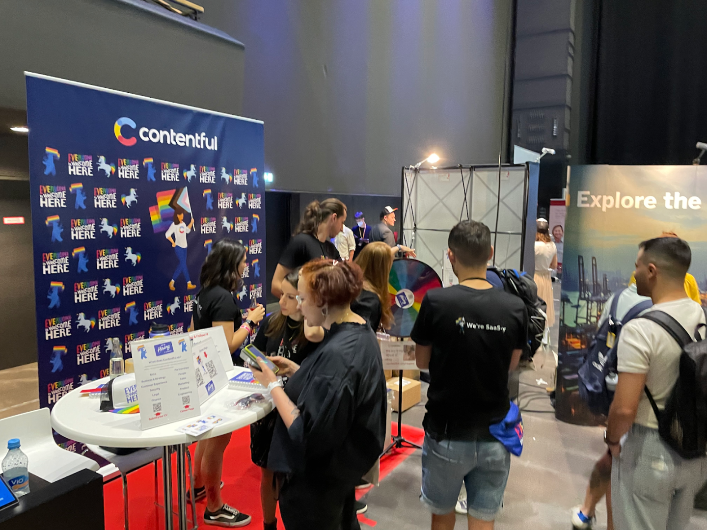 Visitors to the Contentful booth at Sticks & Stones Berlin 2022
