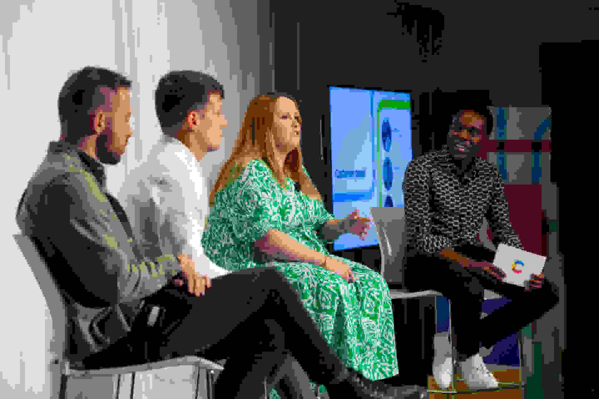 Ready with a series of probing questions around this fascinating topic, Kris moderated a terrific customer panel with Emma Murray, Senior Product Manager at M&S; Ali Corless, Product Manager at F1; and Elliott King, Director of Content at Unmind.