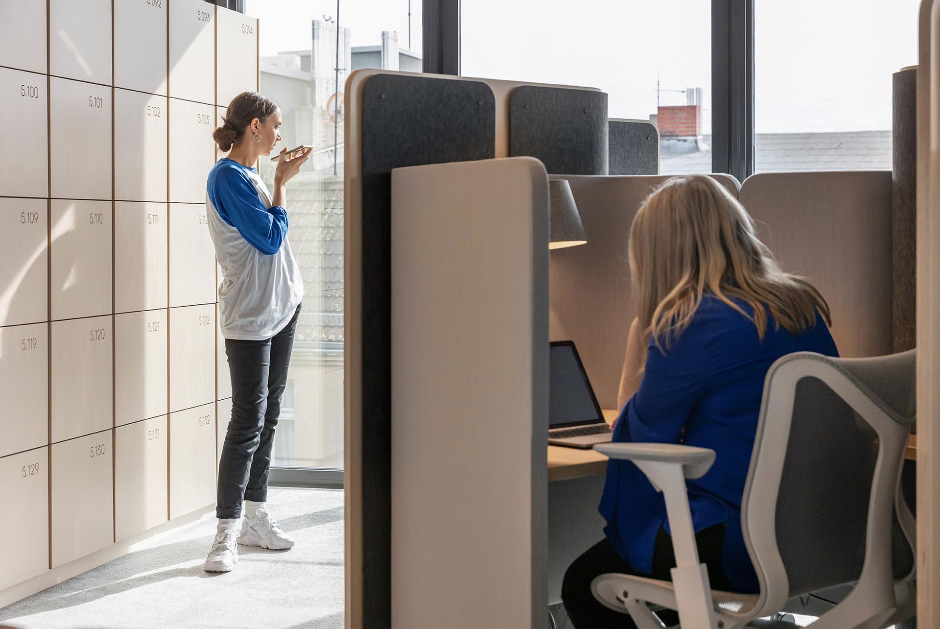 Lockers and private cubicles