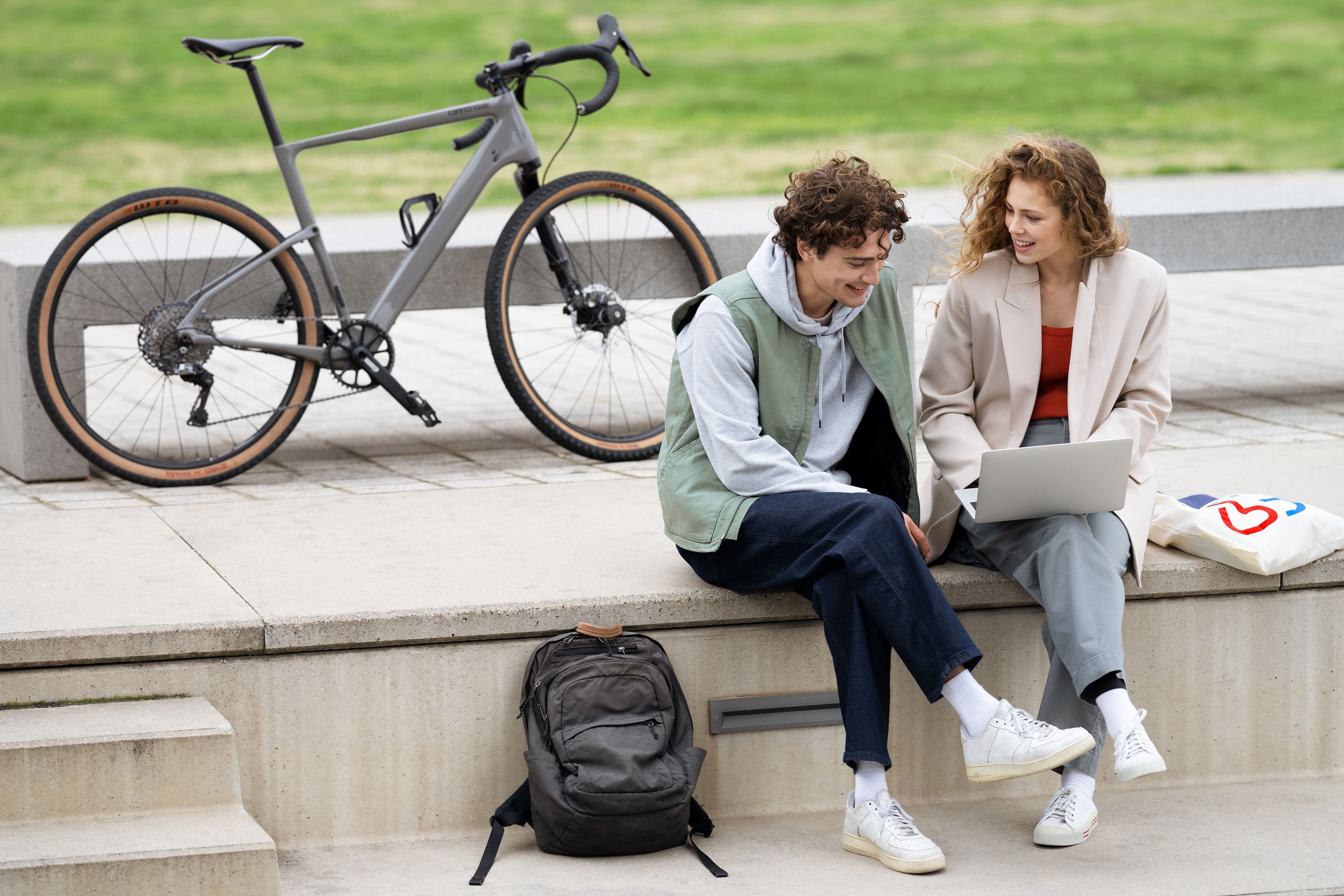 Bild Fahrrad Laptop