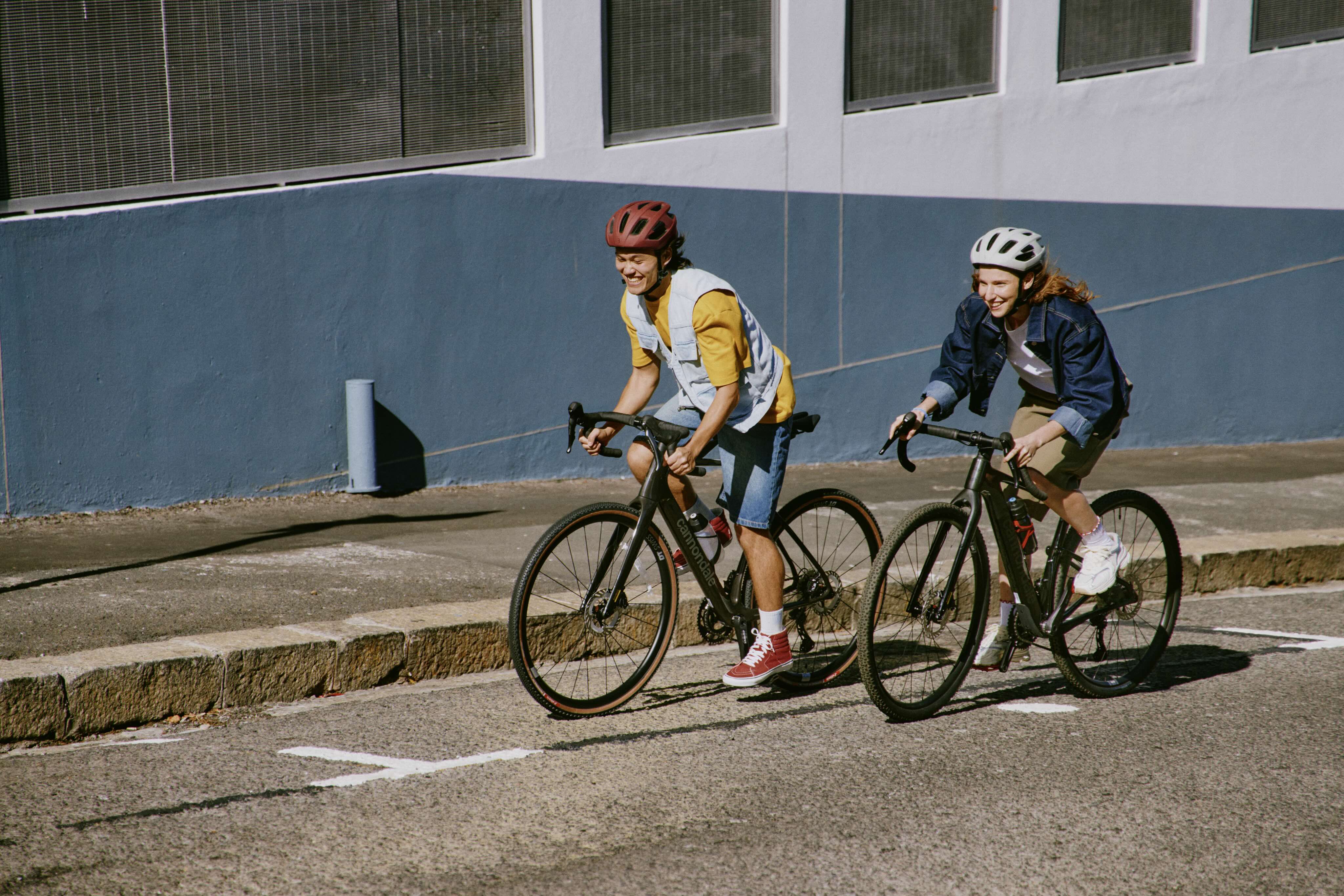 Fahrradfahren Helm Stadt