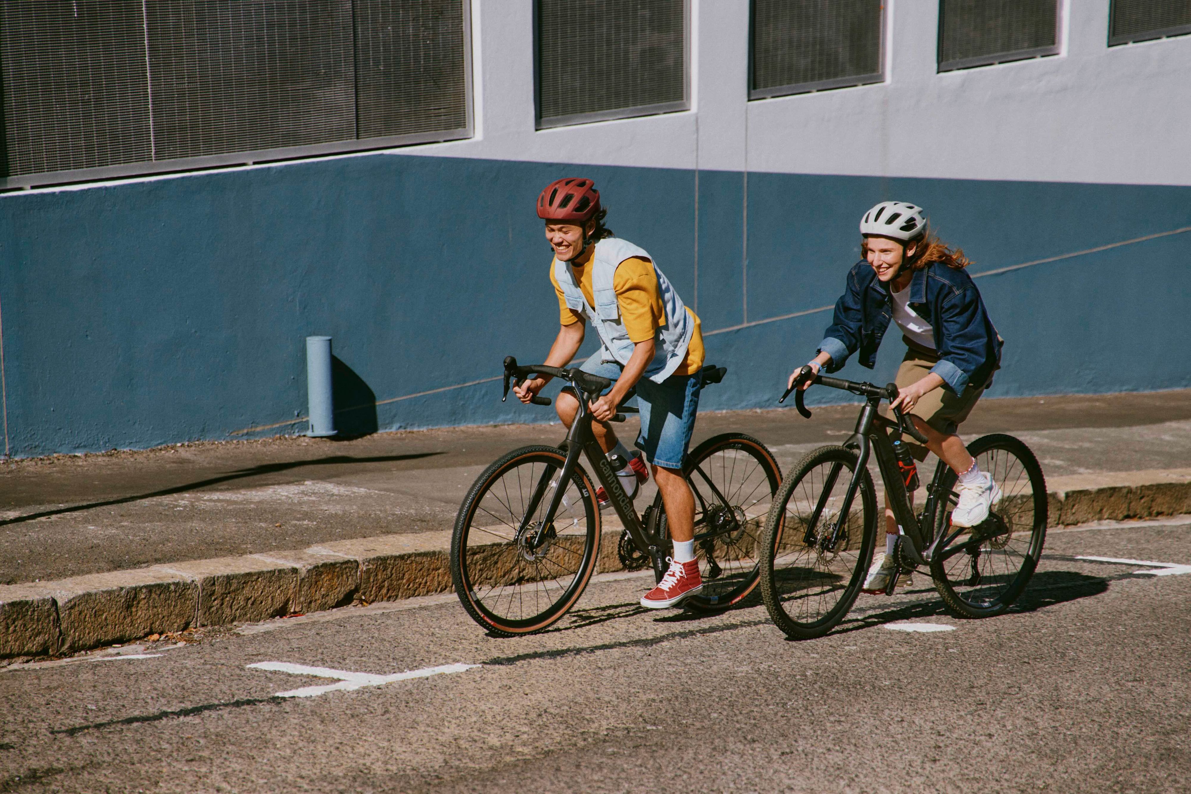 Fahrradfahren Helm Stadt