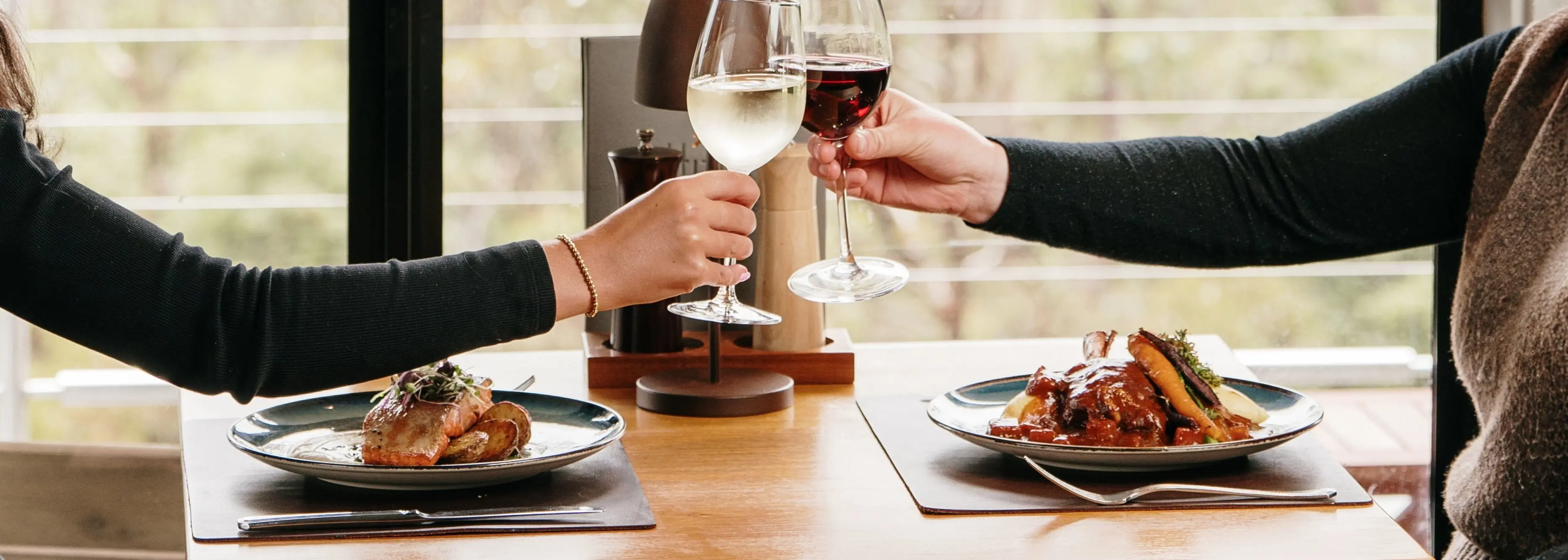 Dining at Cradle Mountain Hotel
