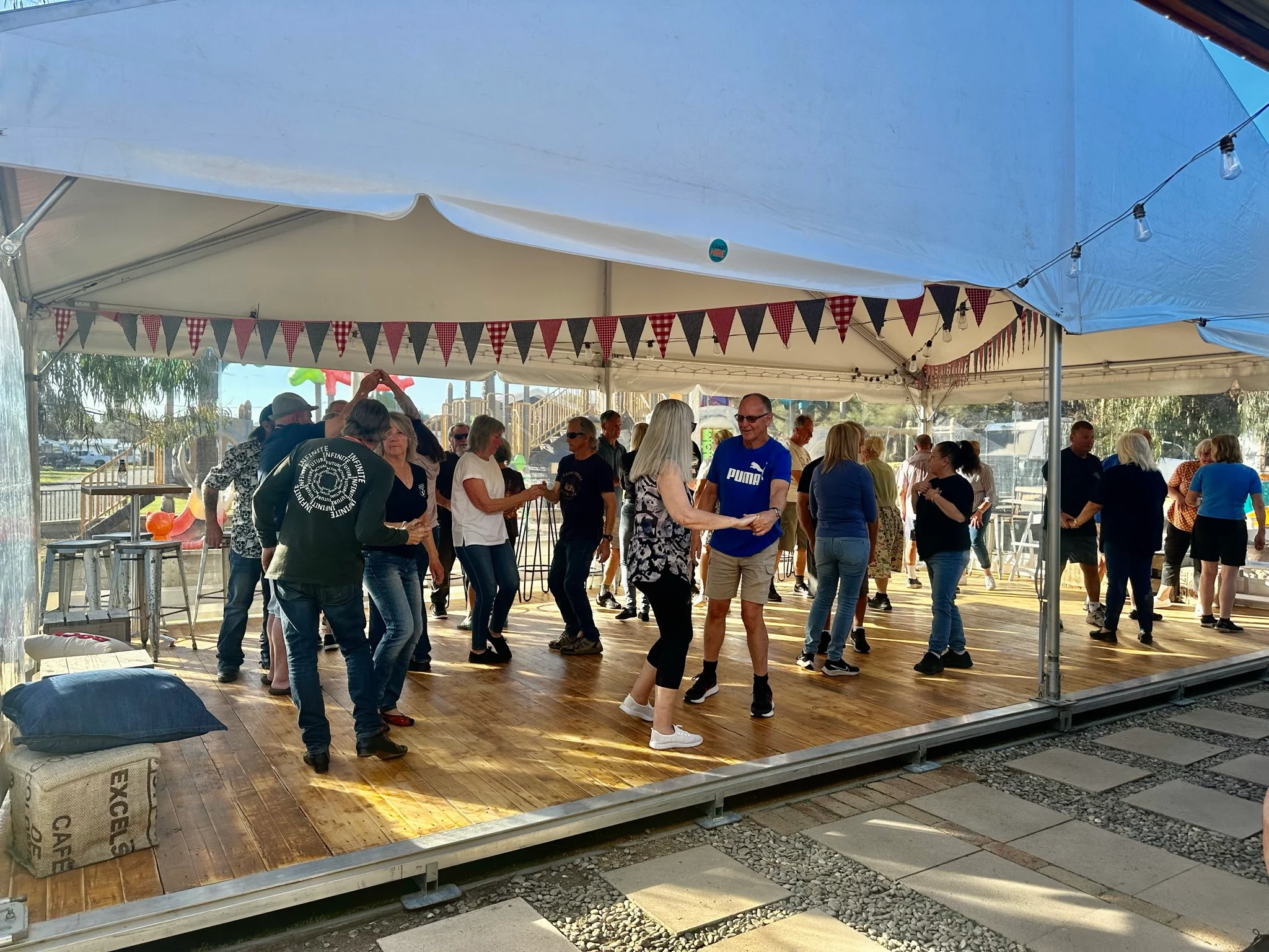Tathra - Rockabilly - Gallery - 9 