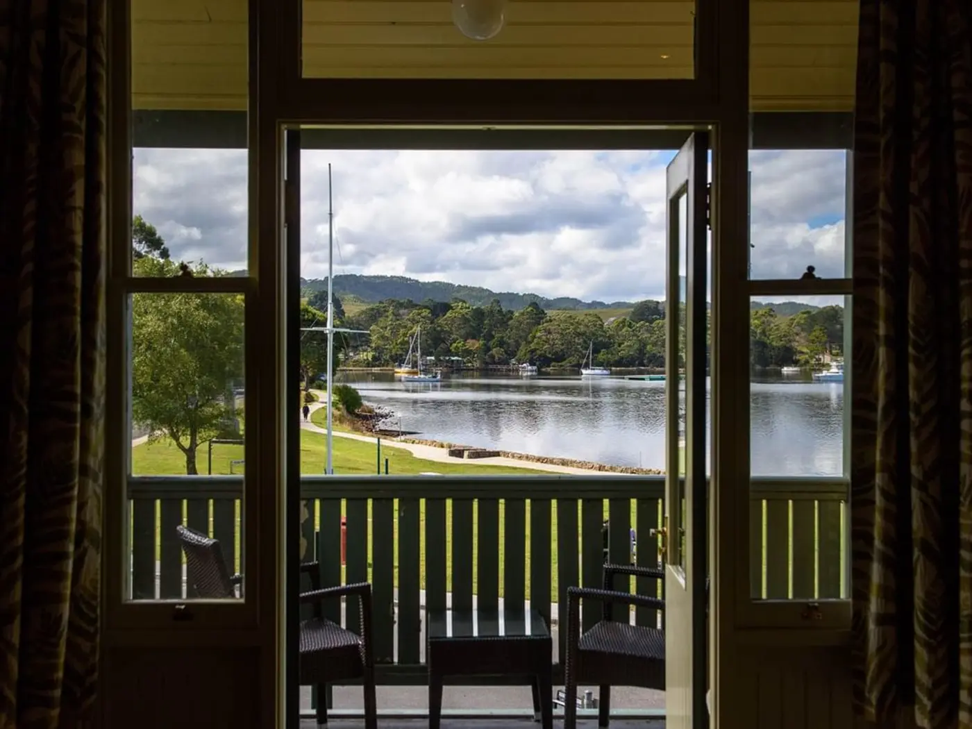 Balcony in Village Waterfront Terrace room at Strahan Village
