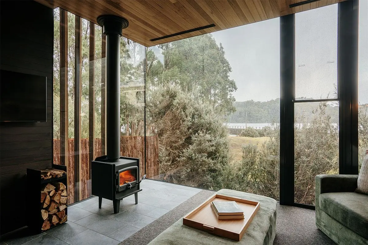 Pumphouse Point - The Retreat - Living Room
