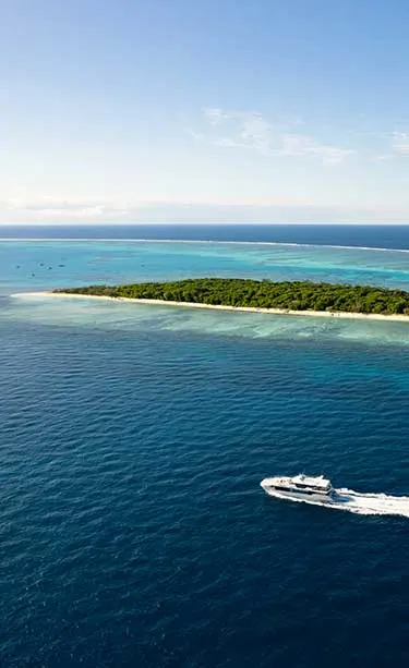 Boat and island 