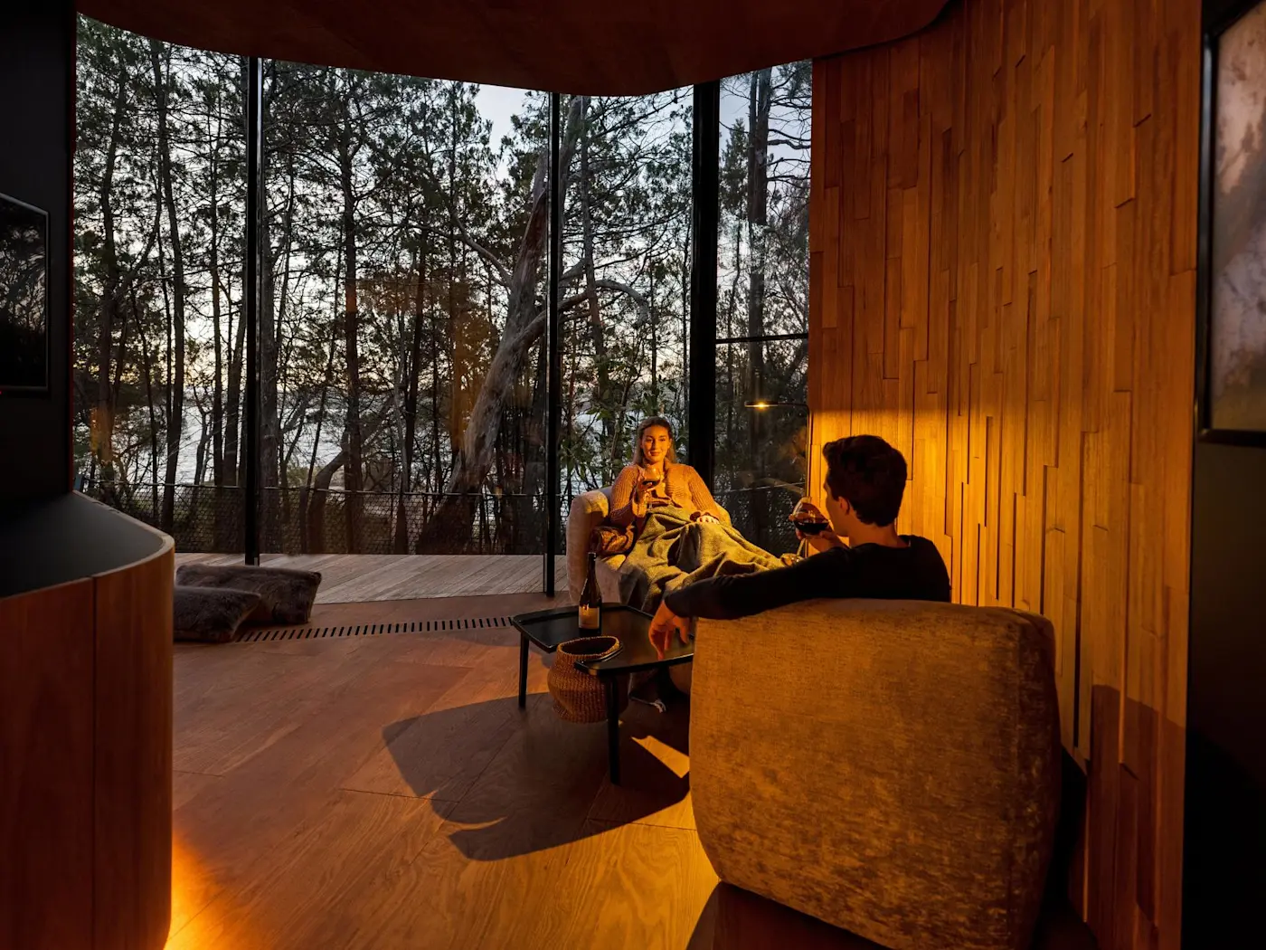 Couple in the Coastal Pavilion at Freycient Lodge