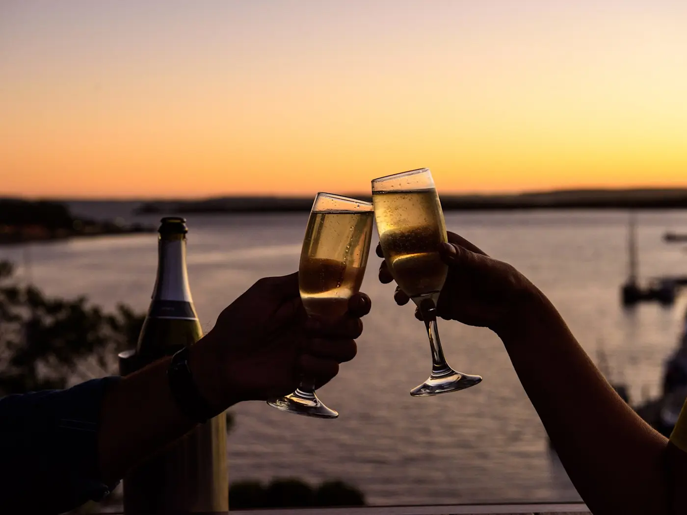 View 42 Restaurant & Bar at Strahan Village