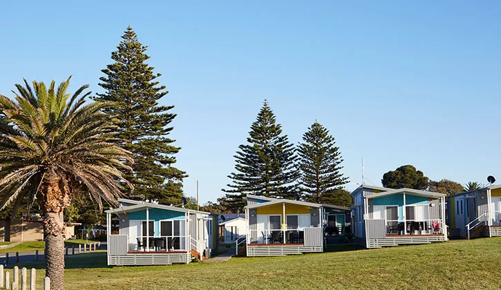 Three seaview cabins in Victor Harbor