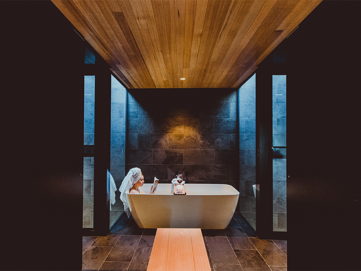 The Retreat indoor bath