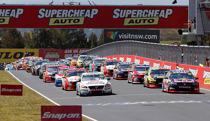 725x420 Bathurst 1000 camping supercars