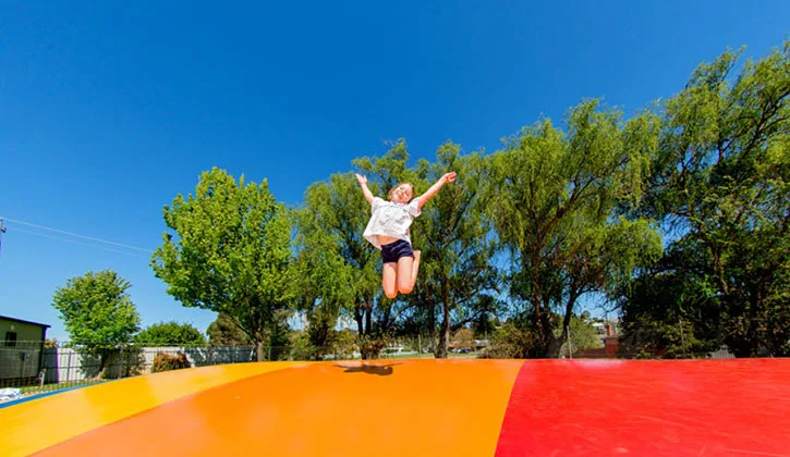 725x420 Ballarat holiday park jumping pillow