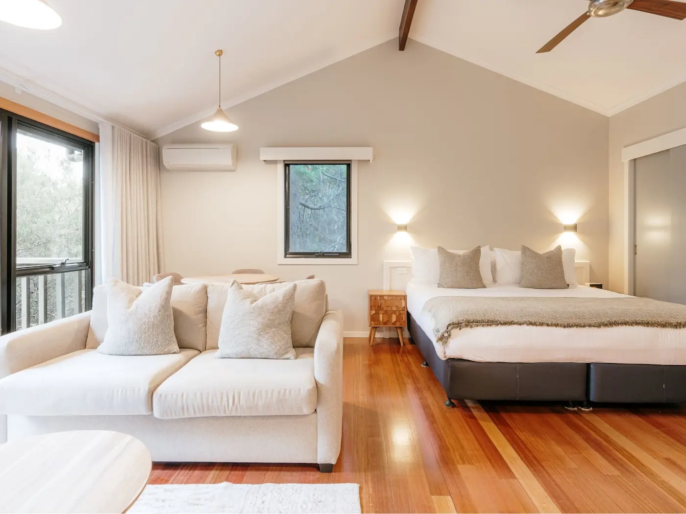 Freycinet Lodge - Family Cabin accommodation