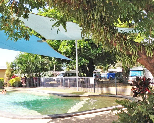 600x480 CAI 0002 CAI facility pool 06 edit