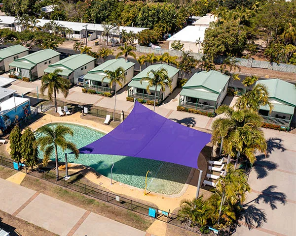 BB 0000 BB FACILITIES POOL AERIAL 1
