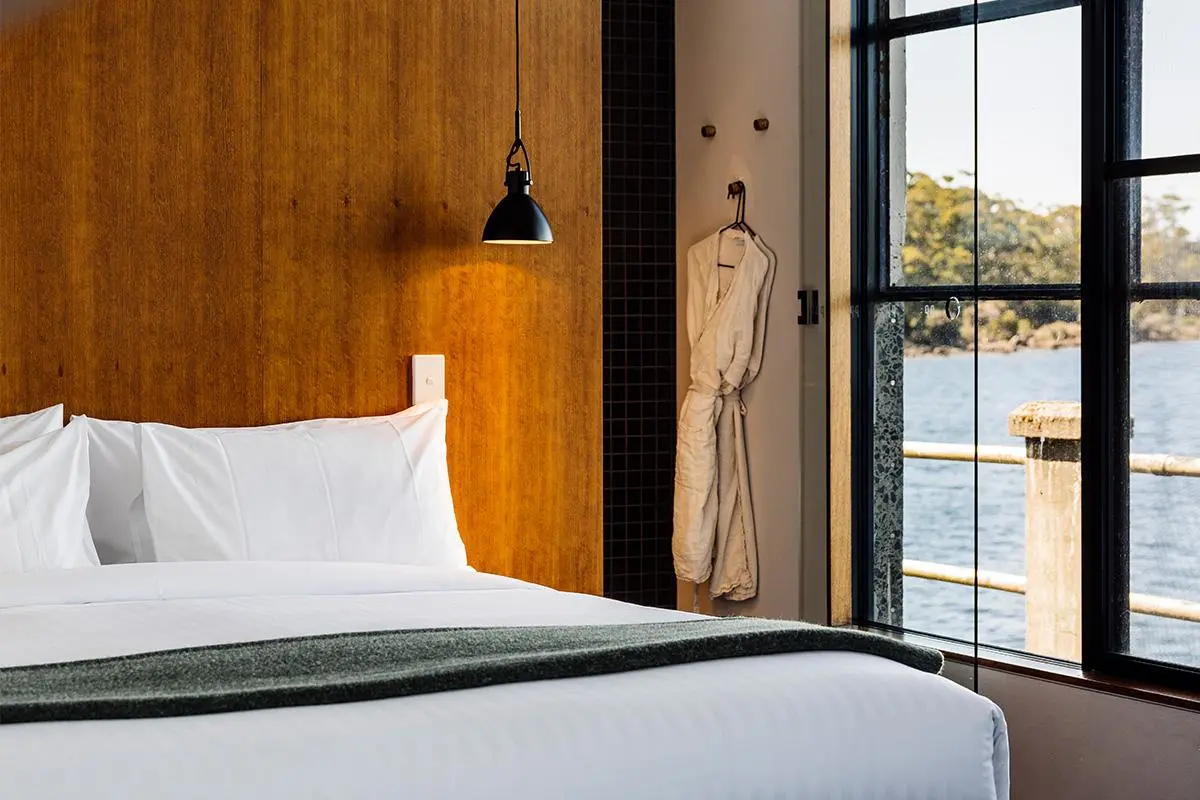 Pumphouse Point - Pumphouse Queen - Bedroom