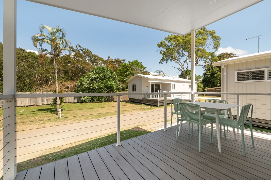 Deluxe Studio Cabin Cape Hillsborough Nature Park