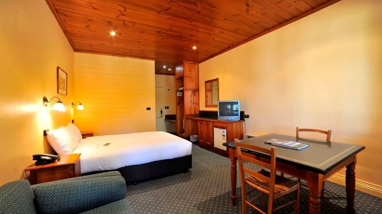 Strahan Village - Village Standard accommodation