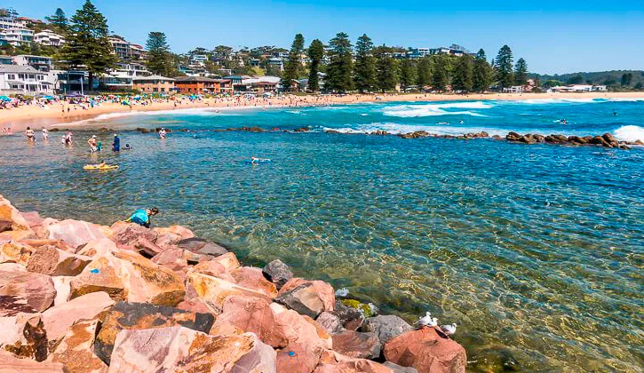 Avoca beach rock pool