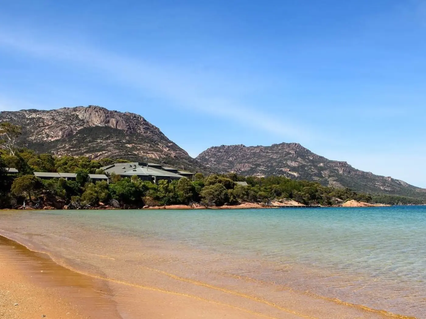 Landscape view of the Richardsons Beach at Freycinet Lodge
