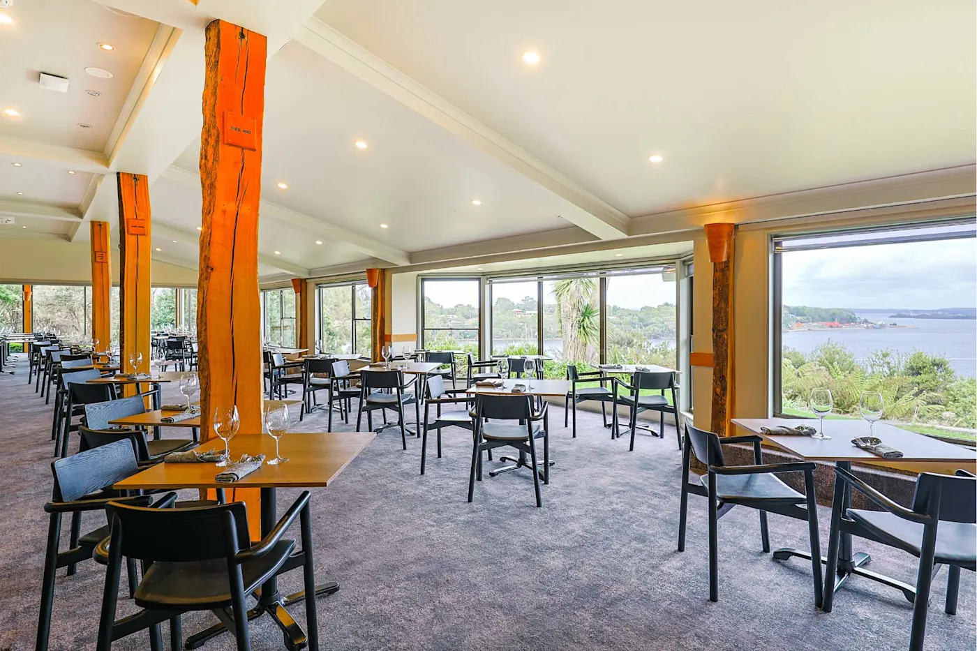 View 42 Restaurant at Strahan Village