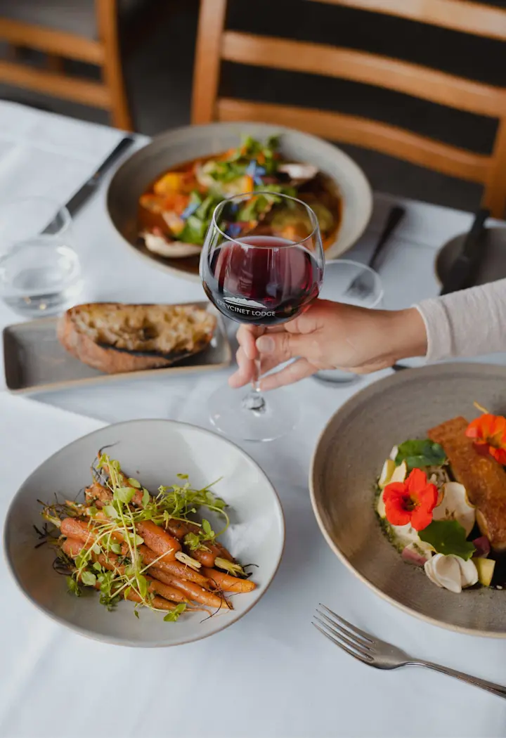 Dining at Freycinet Lodge