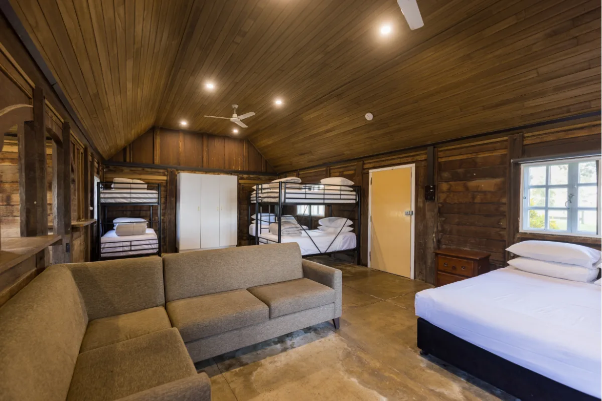 Lake Somerset cabin