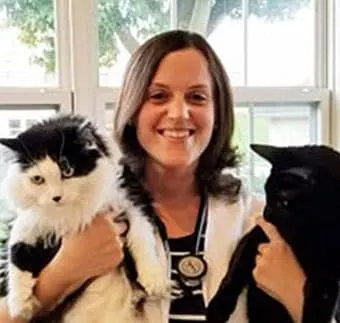 Dr. Mia Puschak