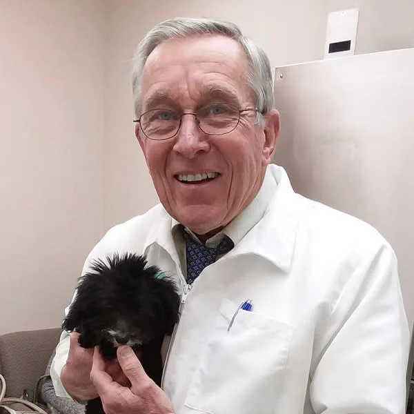 Dr. Earl Mummert