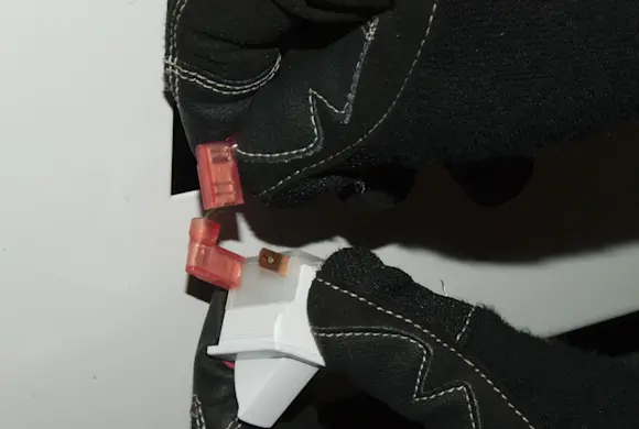 PHOTO: Connect the door switch wires.