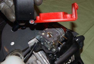 PHOTO: Remove the air filter housing.