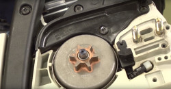 How to replace a chainsaw oil pump video.