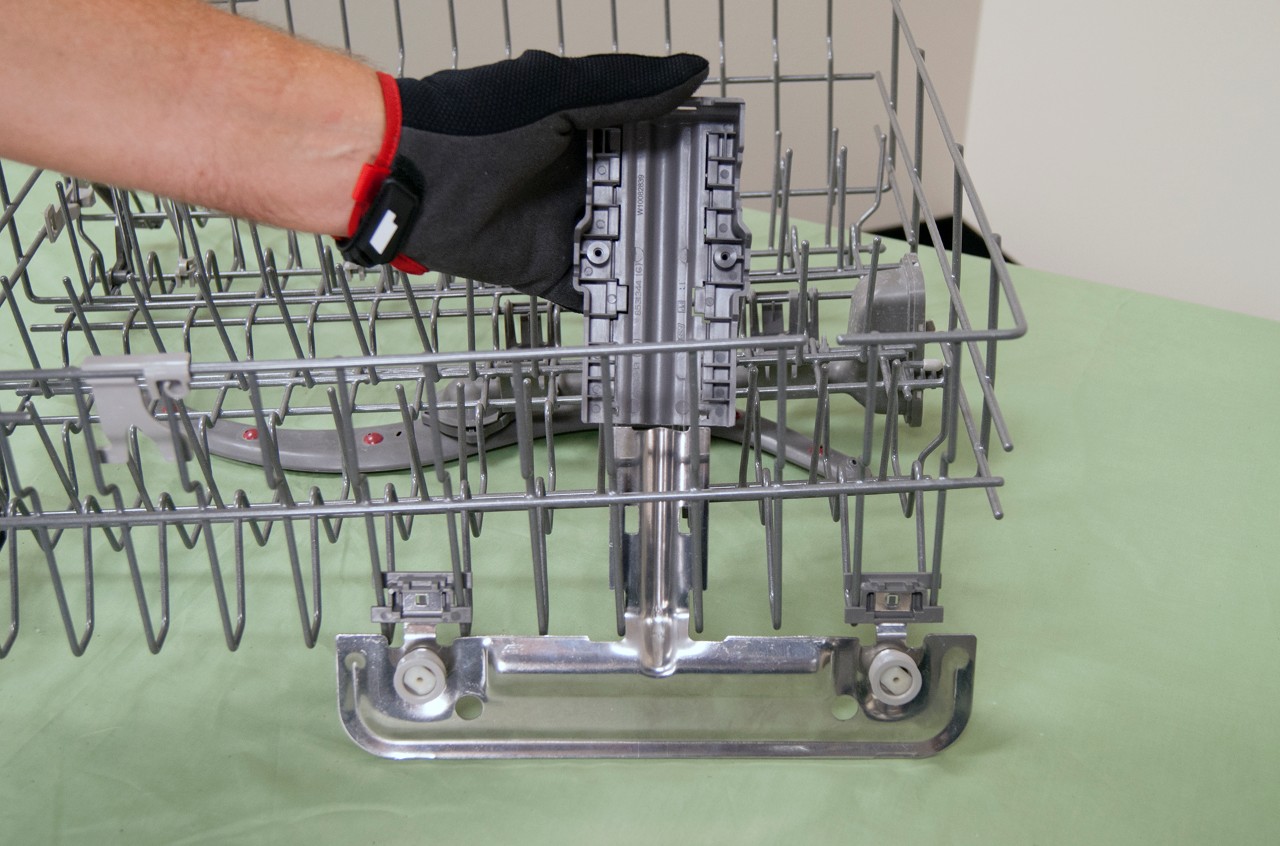 How to put a dishwasher rack back on track 