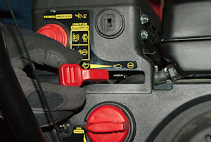 Reinstall the throttle knob.