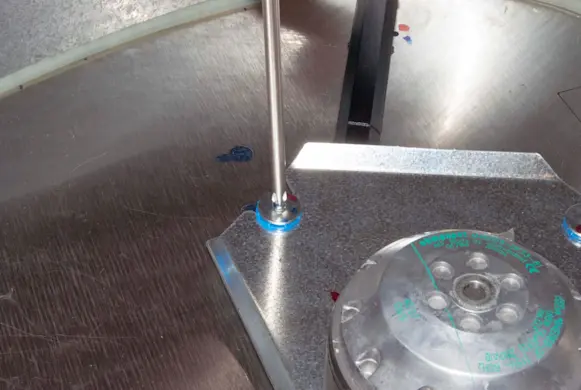 PHOTO: Remove the 3 motor mounting plate screws.