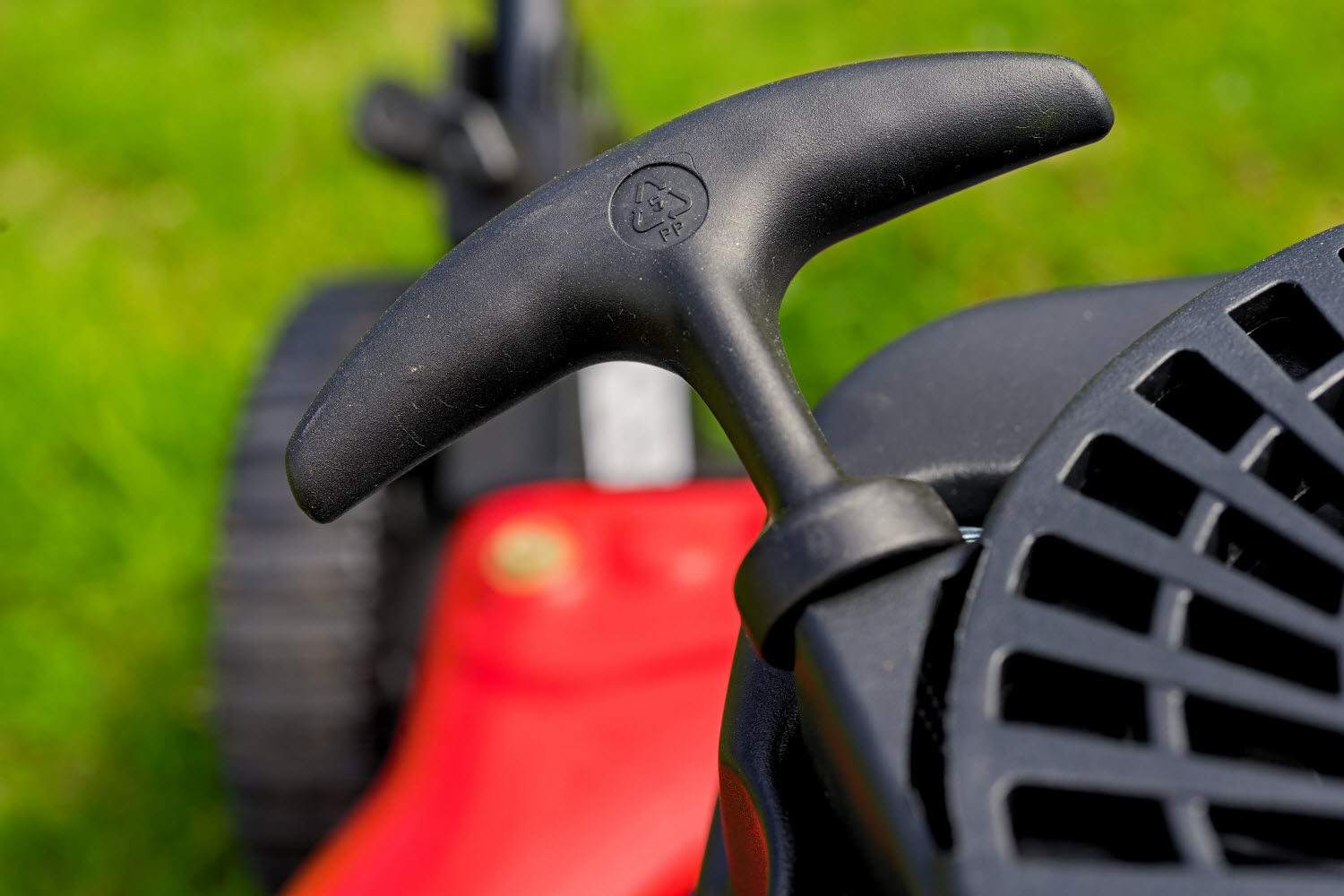 How to fix a pull discount string on a lawn mower