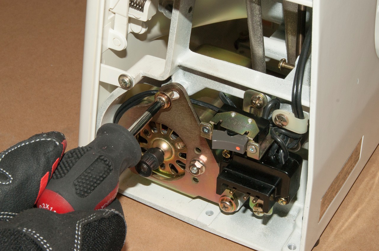 A Tutorial – Restoring A Kenmore Sewing Machine Motor